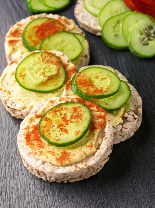 Hummus & Cucumber Refresh